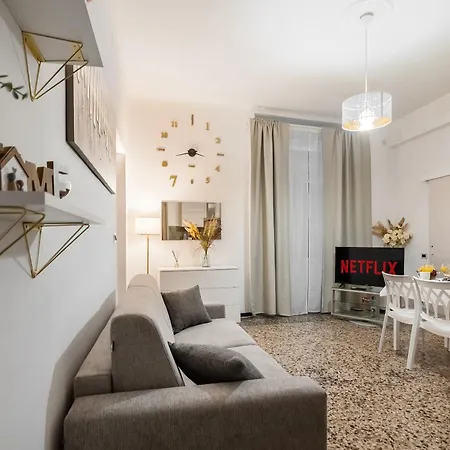 Fieno - Historic Center And Aquarium Apartment